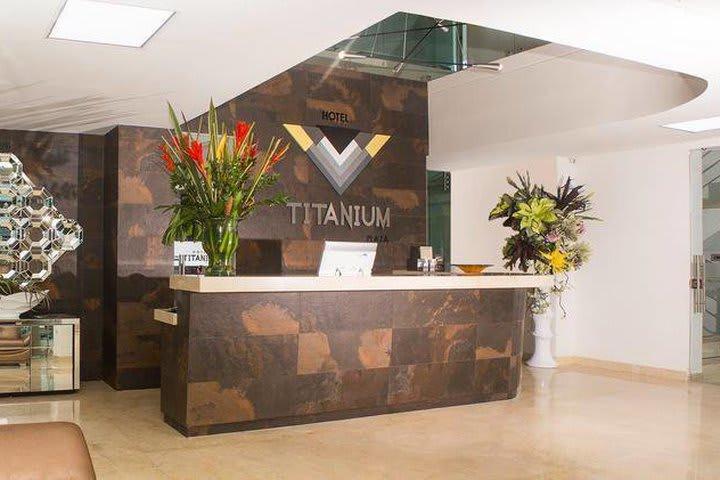 Hotel Titanium Plaza Barrancabermeja Exterior photo